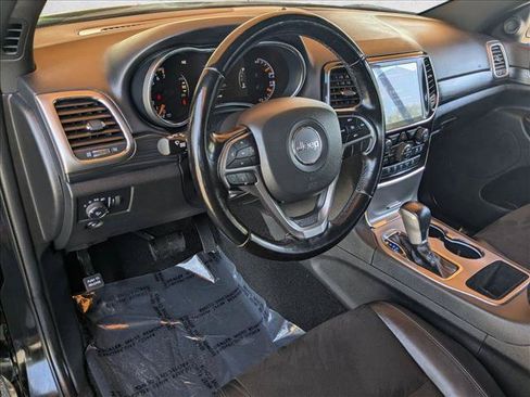 Used 2021 Jeep Grand Cherokee Laredo X AWD/4WD image 10