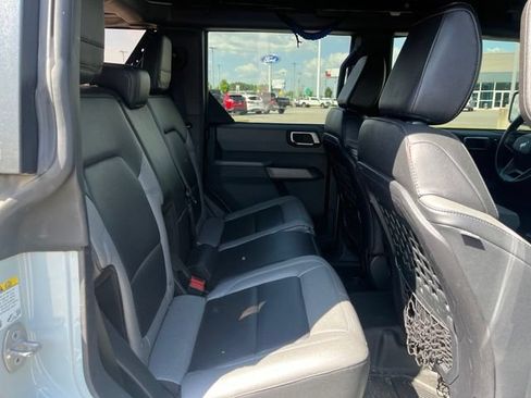 Used 2022 Ford Bronco Black Diamond w/ Sasquatch Package AWD/4WD image 10