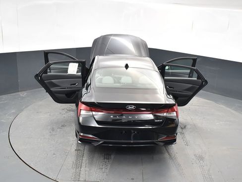 Used 2022 Hyundai Elantra Limited image 22