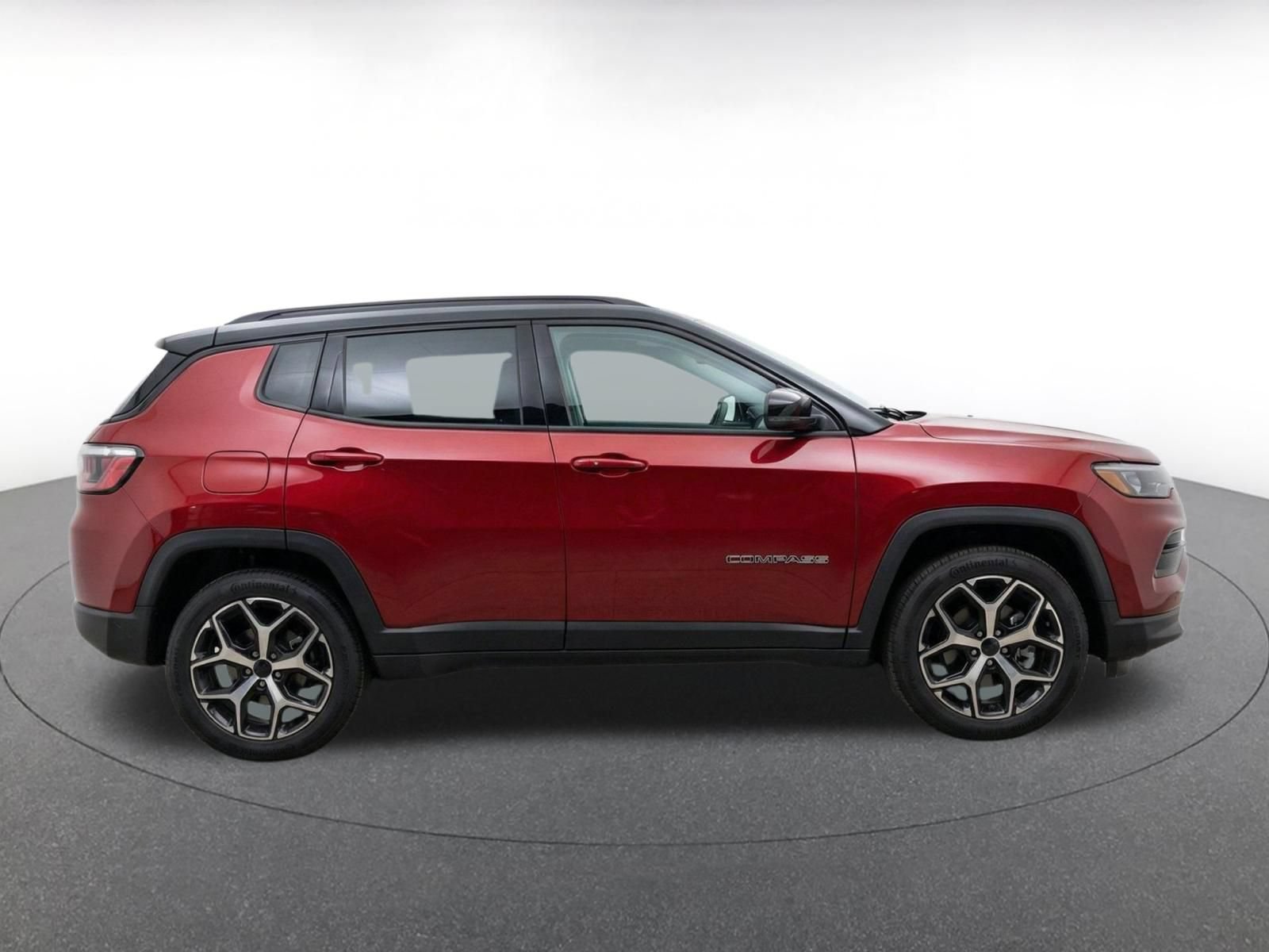 Used 2025 Jeep Compass Limited AWD/4WD image 12
