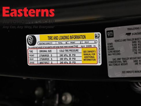 Used 2025 Chevrolet Suburban Z71 AWD/4WD image 38