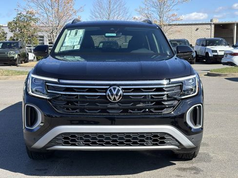 New 2026 Volkswagen Atlas Peak Edition AWD/4WD image 8
