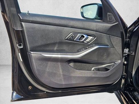 Used 2025 BMW 330i Sedan RWD image 11