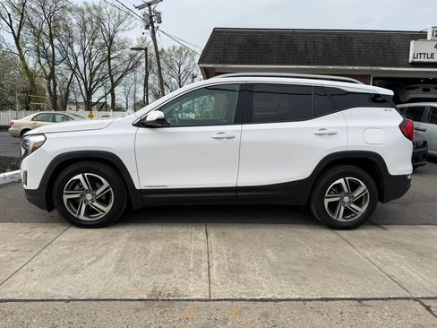 Used 2020 GMC Terrain SLT FWD image 8