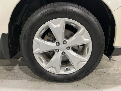 Used 2014 Subaru Forester 2.5i Premium w/ All-Weather Package image 14