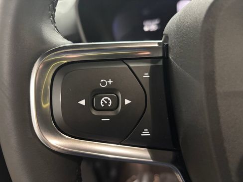 Certified 2023 Volvo C40 Recharge Core w/ Climate Package AWD/4WD image 23