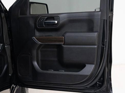 Used 2020 Chevrolet Silverado 1500 LT image 29