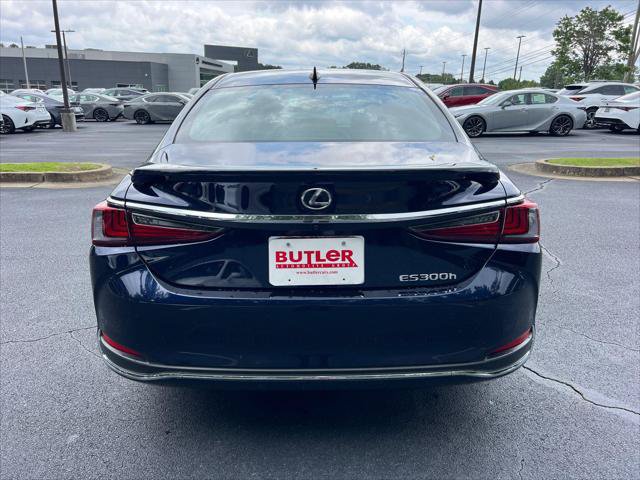 Certified 2025 Lexus ES 300h w/ Premium Package FWD image 7