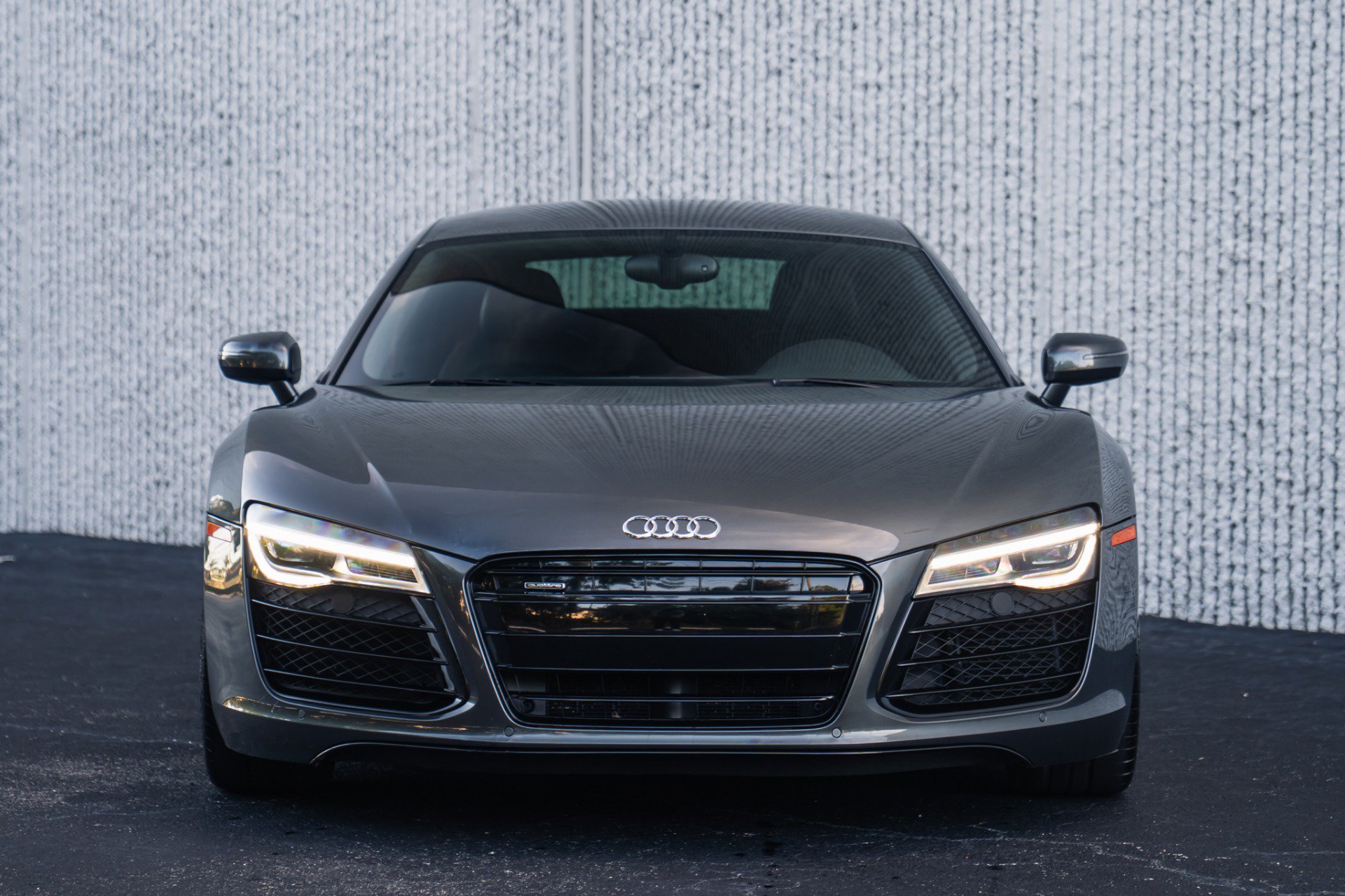 Used 2014 Audi R8 V8 w/ Convenience Package AWD/4WD image 8