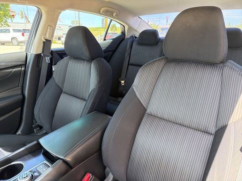 Used 2016 Nissan Maxima 3.5 S FWD image 18
