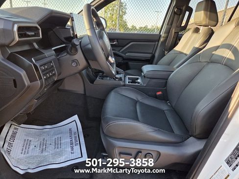Used 2026 Toyota 4Runner Limited AWD/4WD image 8