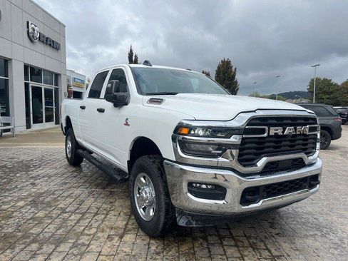 New 2026 RAM 2500 Tradesman image 3