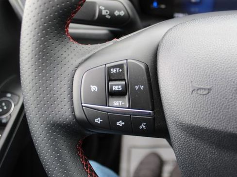 Used 2025 Ford Escape ST-Line AWD/4WD image 13