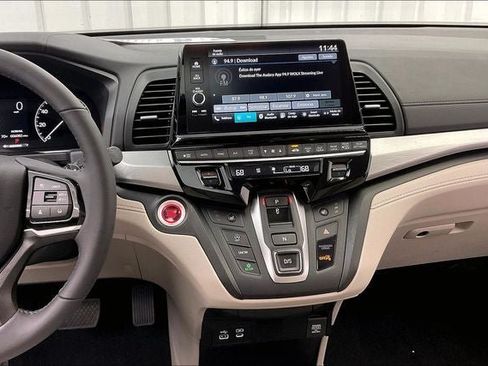 Certified 2026 Honda Odyssey EX-L image 6
