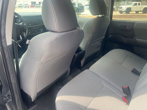 Used 2023 Toyota Tacoma SR AWD/4WD image 15