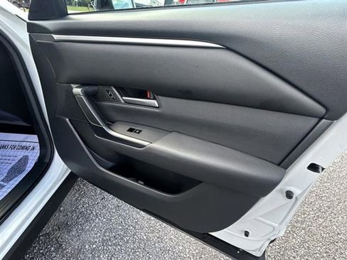 Used 2025 MAZDA CX-50 AWD 2.5 S w/ Preferred Package image 21