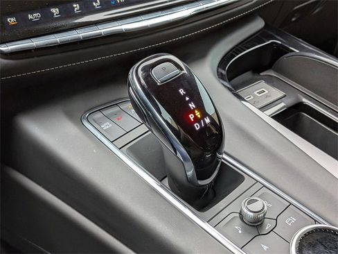 Certified 2023 Cadillac Escalade V w/ LPO, ONYX Package image 16