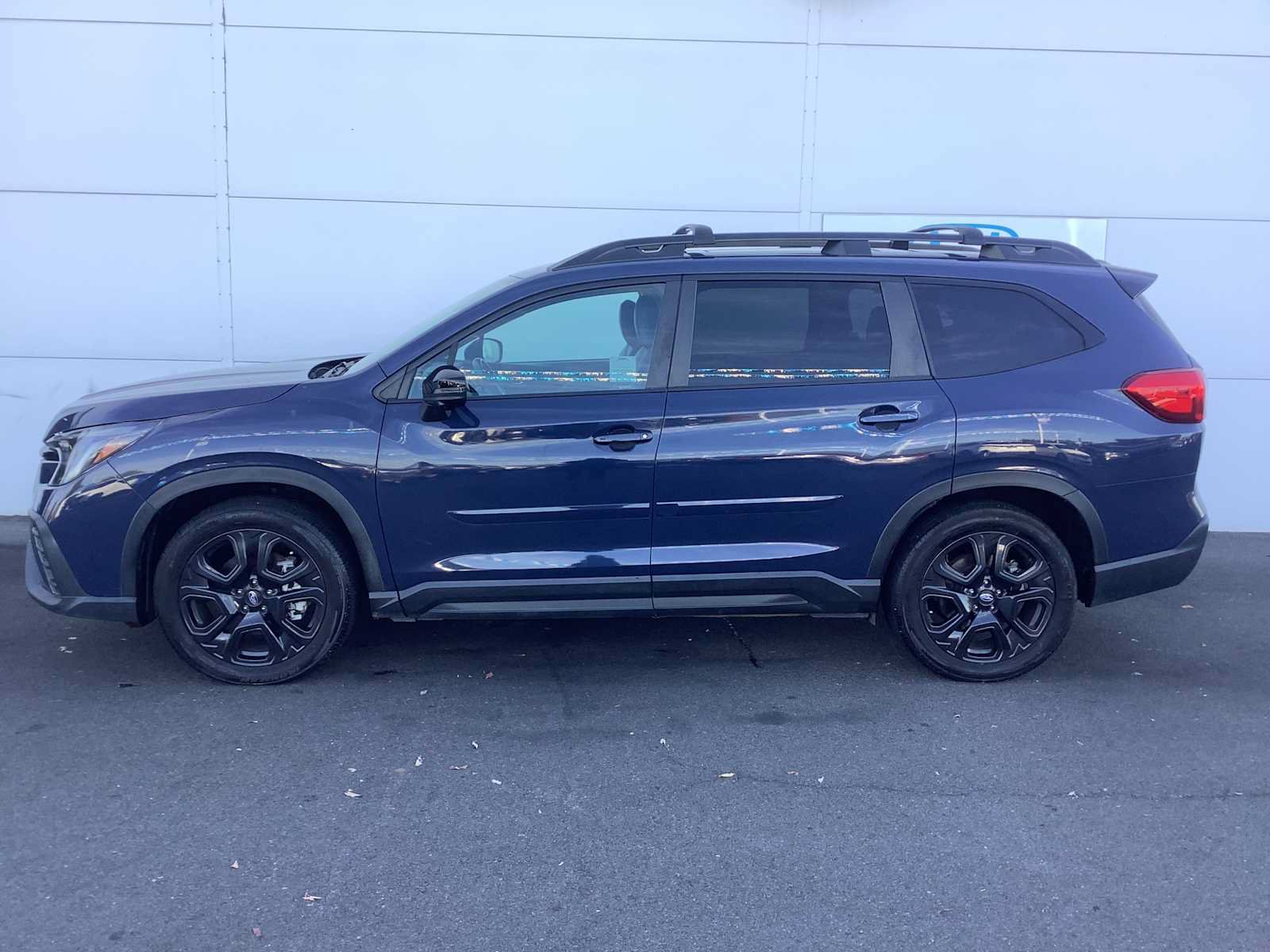 Used 2023 Subaru Ascent Onyx Edition Limited AWD/4WD image 3