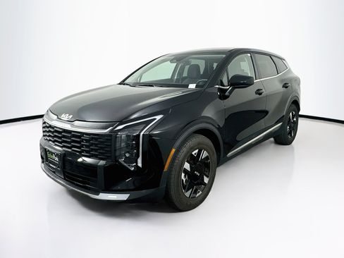 Used 2026 Kia Sportage LX FWD image 3