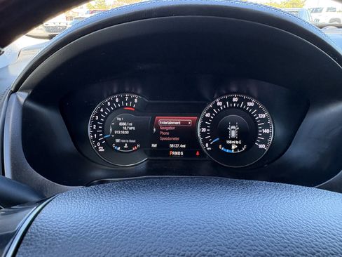 Used 2019 Ford Explorer Platinum image 21