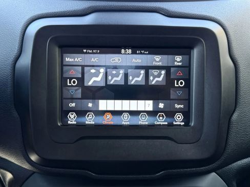 Used 2020 Jeep Renegade Trailhawk w/ Popular Equipment Group image 17