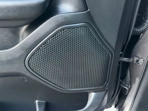 Used 2020 RAM 1500 Big Horn AWD/4WD image 46