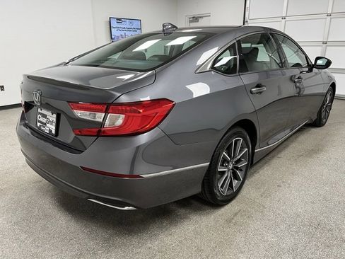 Used 2022 Honda Accord EX-L image 11