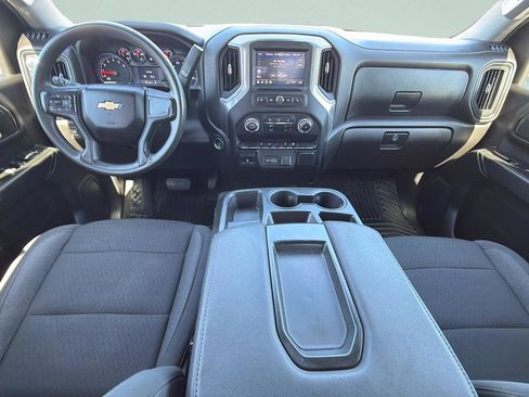 Used 2024 Chevrolet Silverado 2500 Custom w/ Custom Convenience Package AWD/4WD image 16