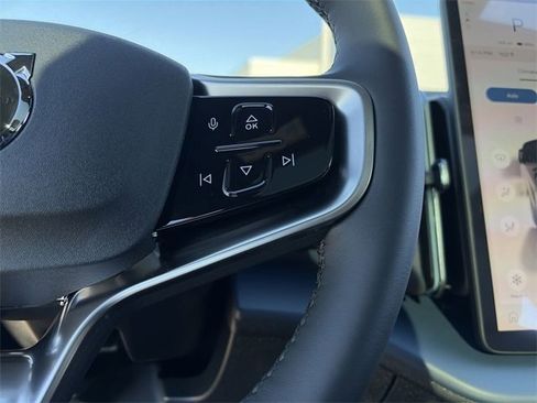 Used 2026 Volvo EX30 Cross Country Ultra image 23