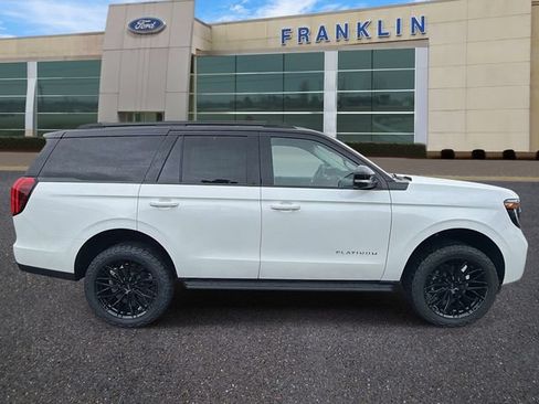 New 2026 Ford Expedition Platinum AWD/4WD image 8