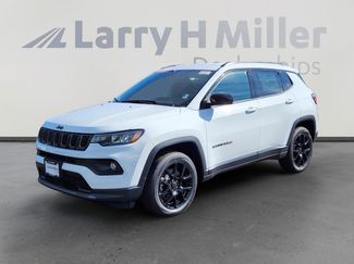 New 2025 Jeep Compass Latitude w/ Altitude Special Edition image 1