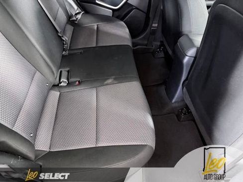 Used 2025 Kia Soul LX FWD image 16