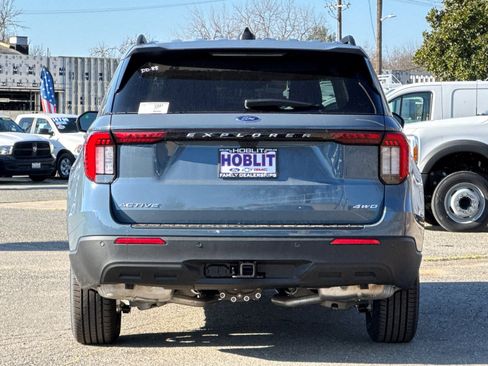 New 2026 Ford Explorer Active image 4