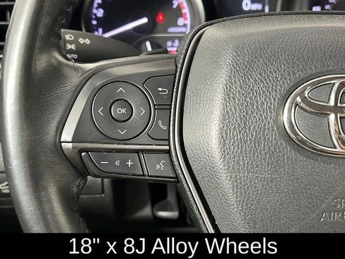 Used 2024 Toyota Camry SE image 8
