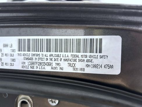 Used 2019 RAM 1500 Express w/ Express Value Package AWD/4WD image 25