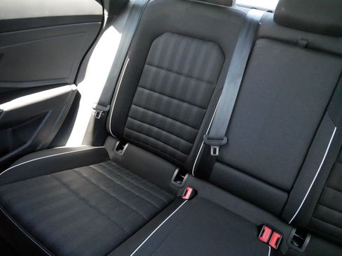 Certified 2023 Volkswagen Jetta Sport FWD image 12