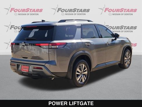 New 2026 Nissan Pathfinder SL FWD image 4