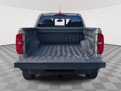 Used 2022 Chevrolet Colorado ZR2 w/ ZR2 Dusk Special Edition AWD/4WD image 14