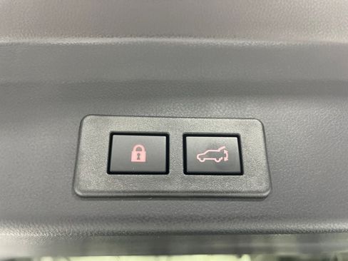 Certified 2025 Subaru Ascent Limited w/ Popular Package #2 AWD/4WD image 46