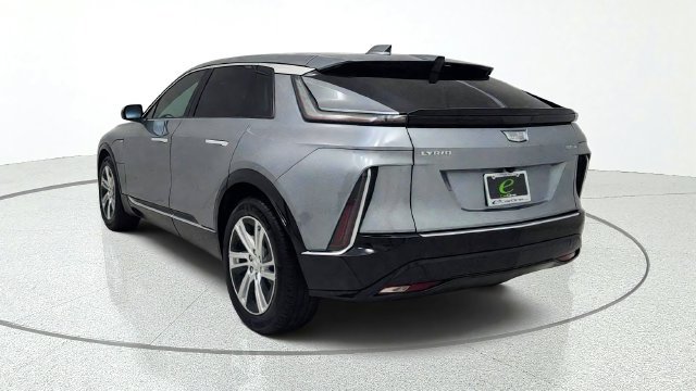 Used 2024 Cadillac Lyriq Tech w/ Driver Assist Package AWD/4WD image 6