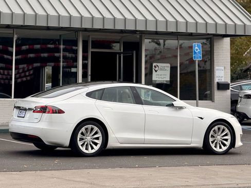 Used 2017 Tesla Model S 90D image 7