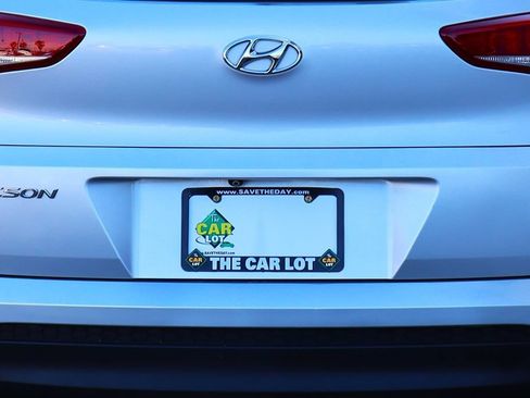 Used 2017 Hyundai Tucson SE w/ SE Popular Package 02 FWD image 21