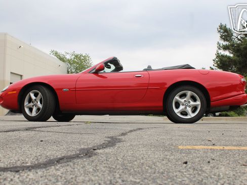 Used 2000 Jaguar XK8 Convertible RWD image 23