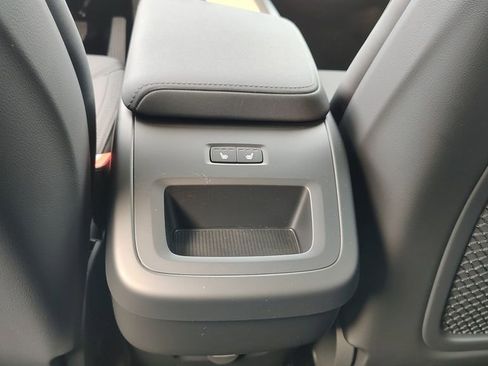 New 2026 Volvo XC60 B5 Core w/ Protection Package Premier image 26