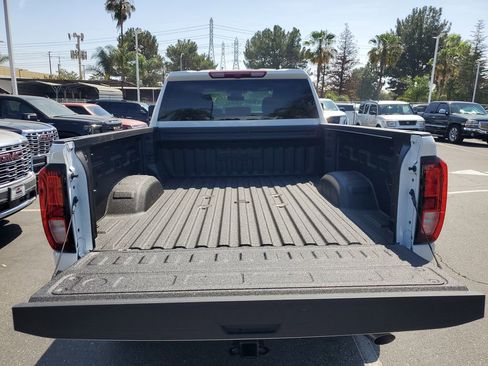 New 2026 GMC Sierra 2500 SLE w/ SLE Value Package; image 7
