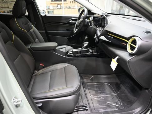 New 2026 Chevrolet Trax ACTIV w/ Sunroof Package image 10