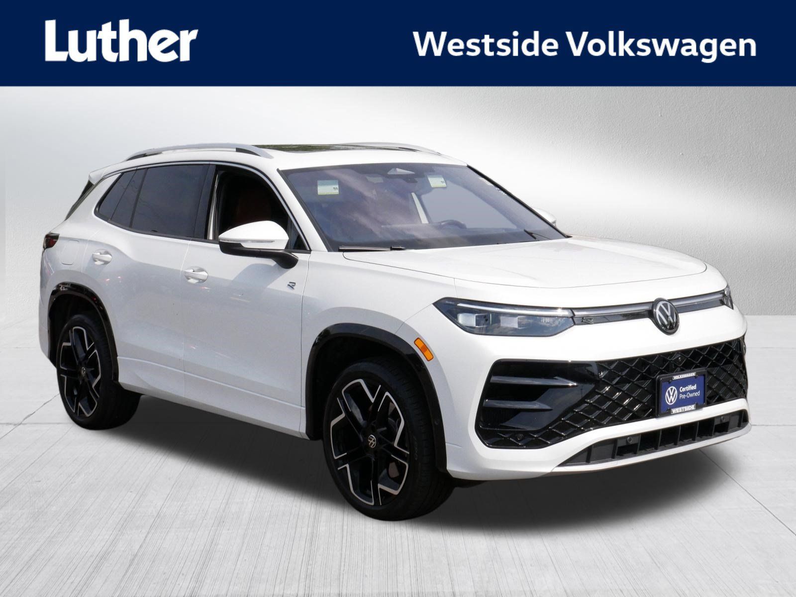 Certified 2026 Volkswagen Tiguan SEL R-Line AWD/4WD image 1