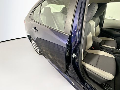 Used 2024 Toyota Corolla LE FWD image 27