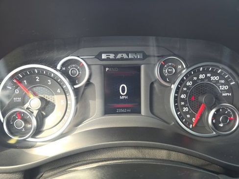Certified 2025 RAM 2500 Big Horn AWD/4WD image 13