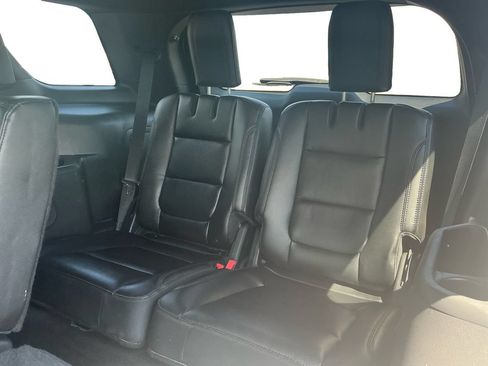 Used 2016 Ford Explorer XLT w/ Equipment Group 202A FWD image 21